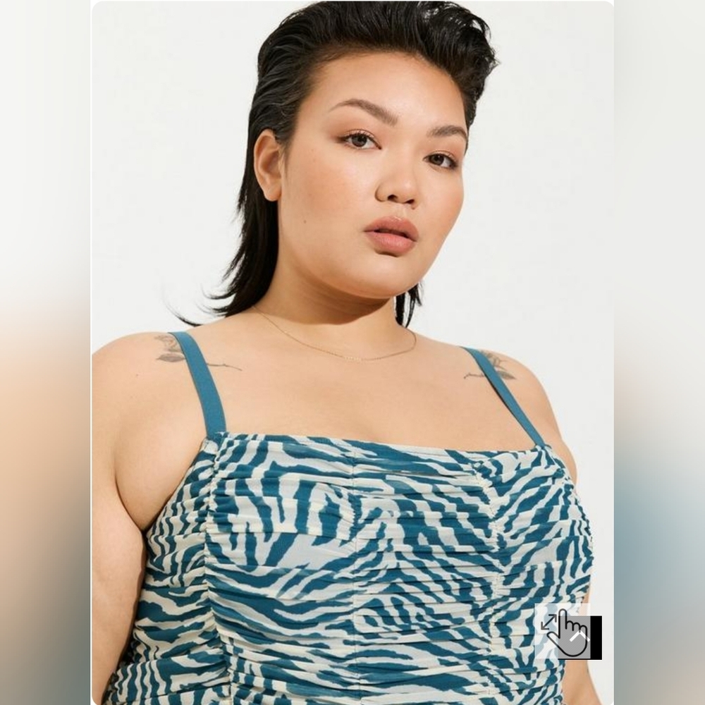 Torrid Cropped Shirred Cami - Picture 2 of 9